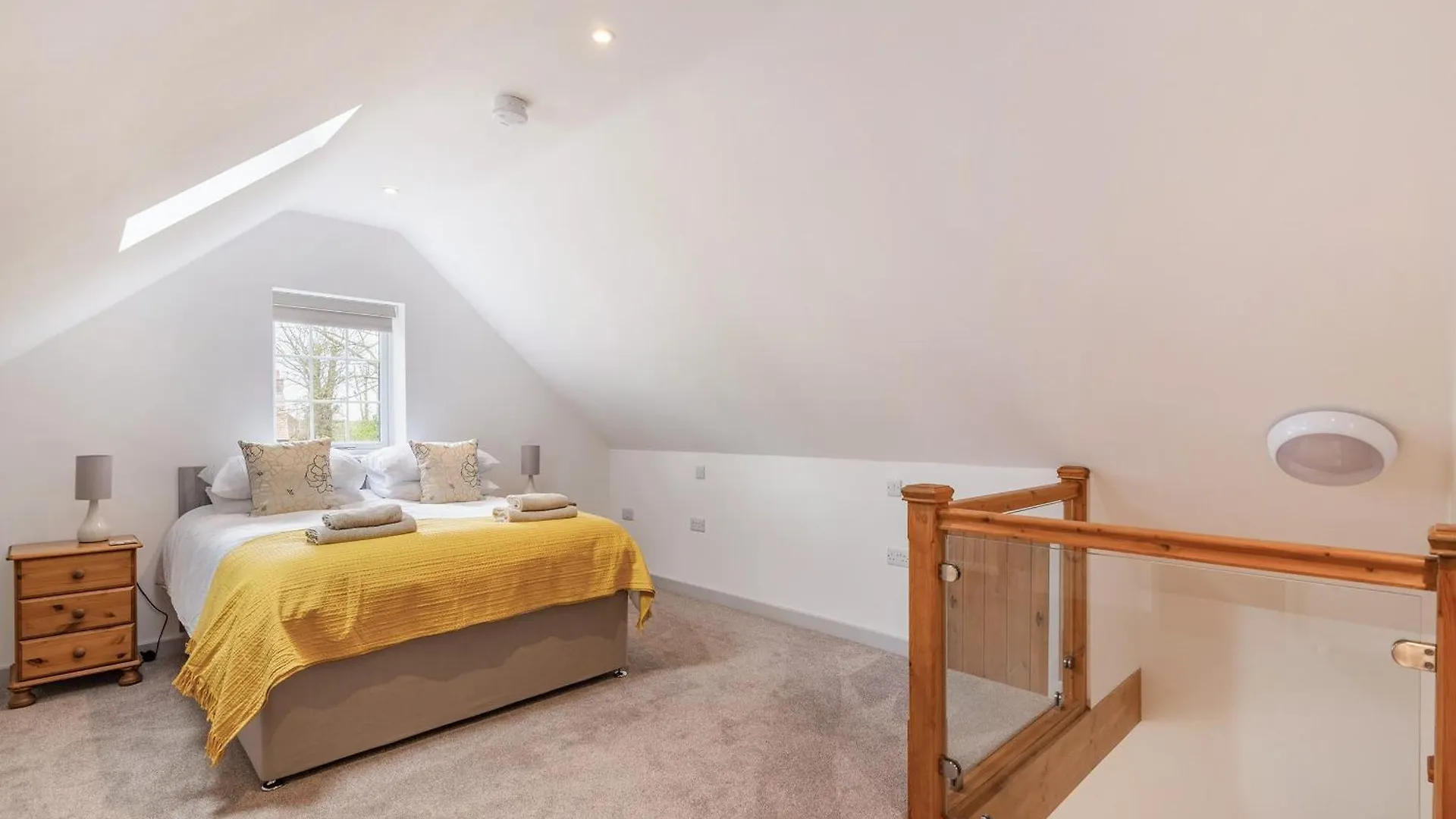 Annies Cottage Bempton 0*,